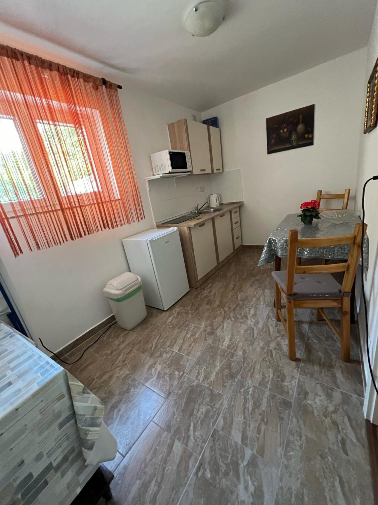 Apartments Ferguson Jadranovo Bagian luar foto
